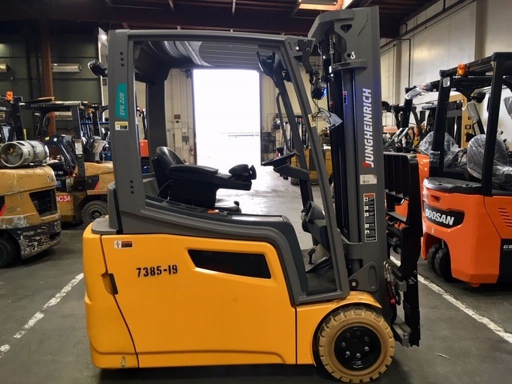 2022 IPC Eagle 512ET145 At UsedEquipmentHub.com