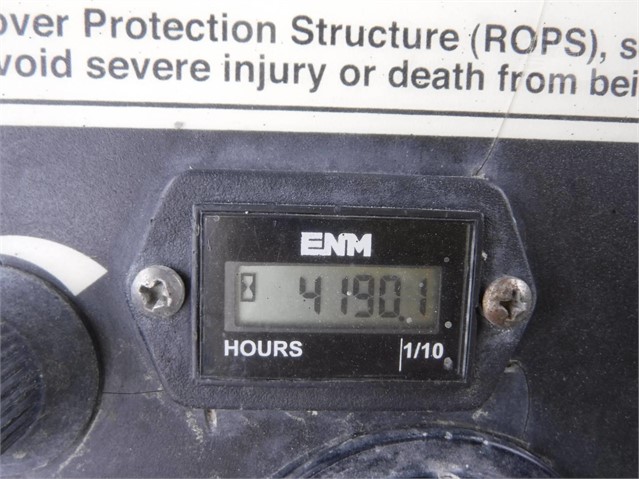 2011 Cascade 33H-REP-B808 At UsedEquipmentHub.com