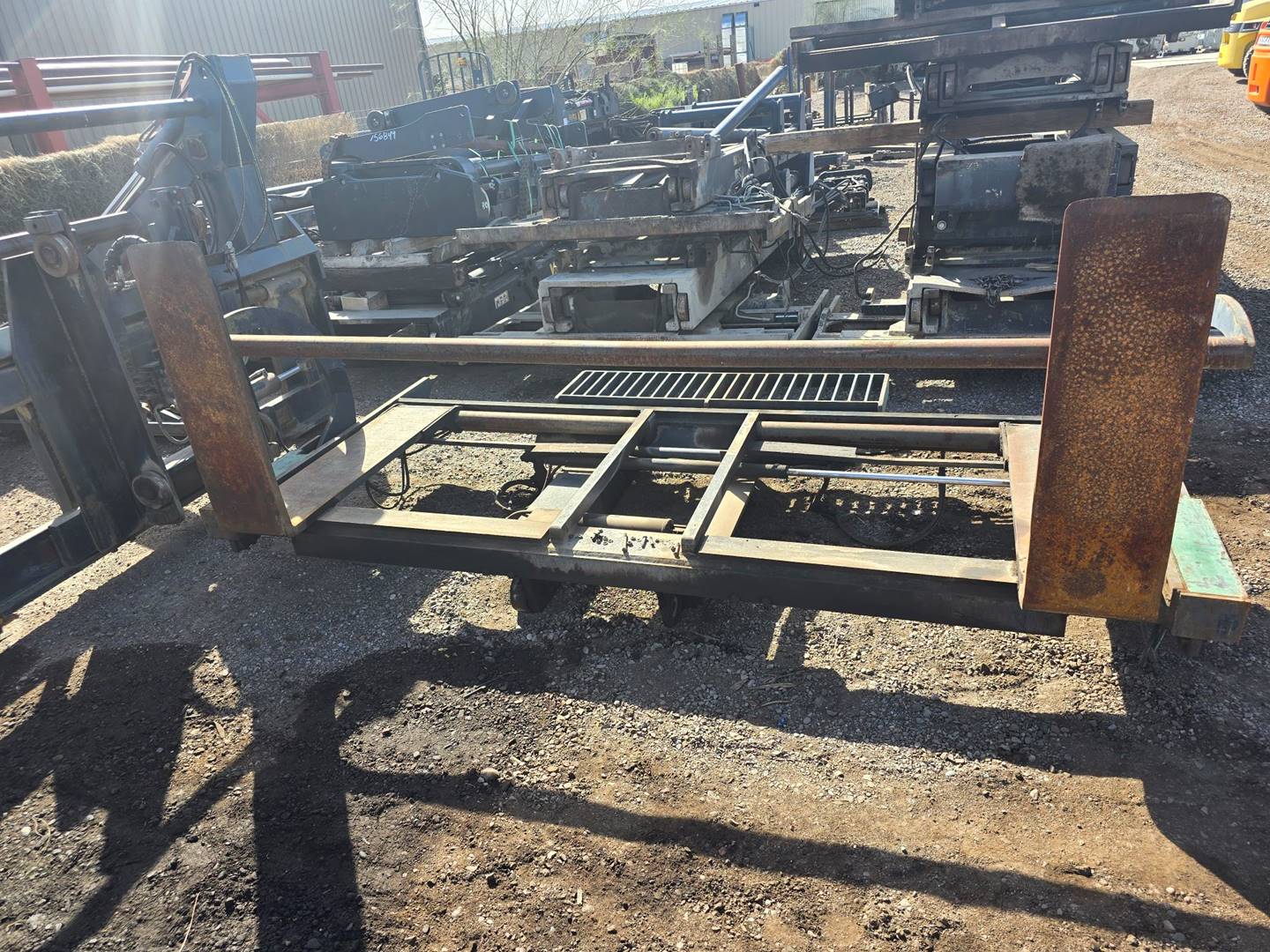 2017   At UsedEquipmentHub.com