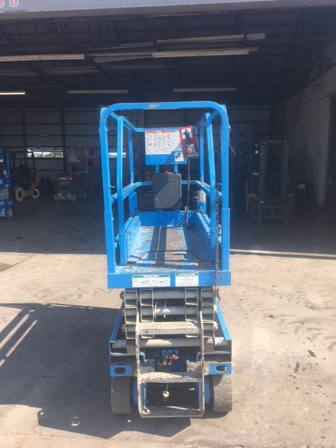 2003 Crown RC3020-30 At UsedEquipmentHub.com