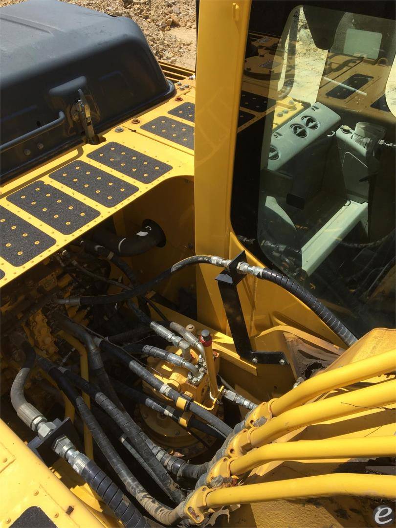 2015 Komatsu PC210 LC-10 At UsedEquipmentHub.com