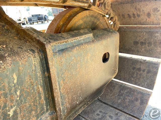 2015 Komatsu PC210 LCi-10 At UsedEquipmentHub.com