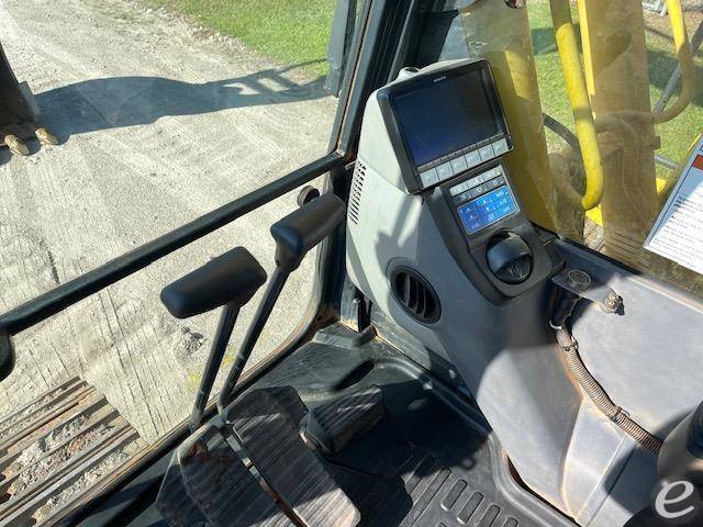 2015 Komatsu PC210 LCi-10 At UsedEquipmentHub.com