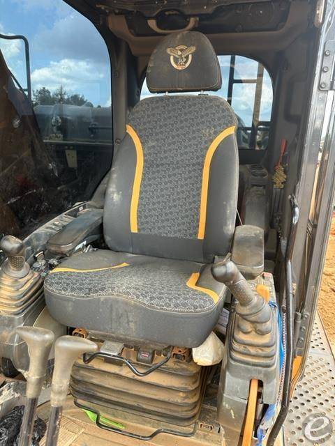 2018 Case CX350D At UsedEquipmentHub.com