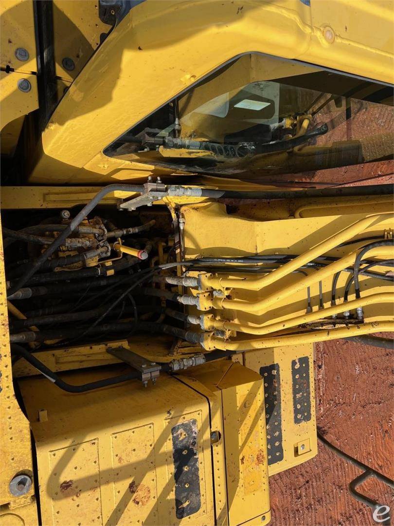 2017 Komatsu PC210 LC-11 At UsedEquipmentHub.com