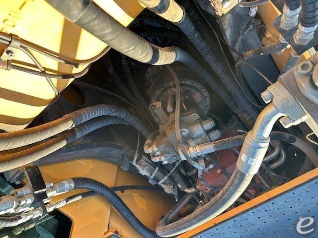 2011 Hyundai ROBEX 380 LC-9 At UsedEquipmentHub.com