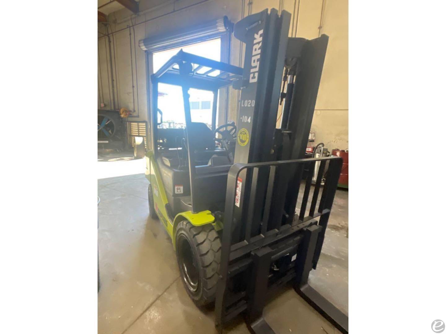 2021 Clark S30L At UsedEquipmentHub.com