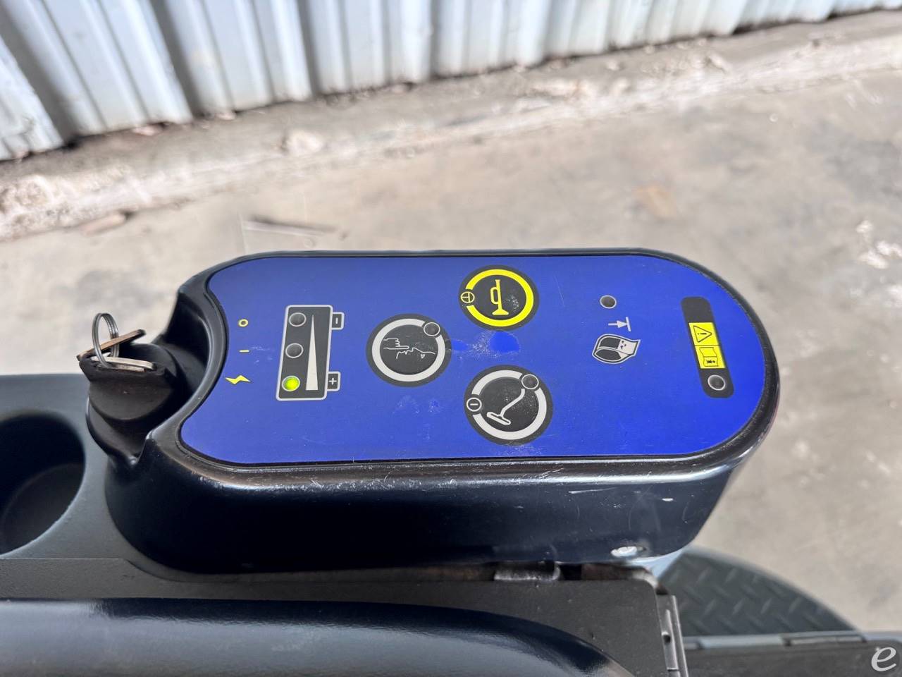 2013 Advance VACRide 3400 At UsedEquipmentHub.com