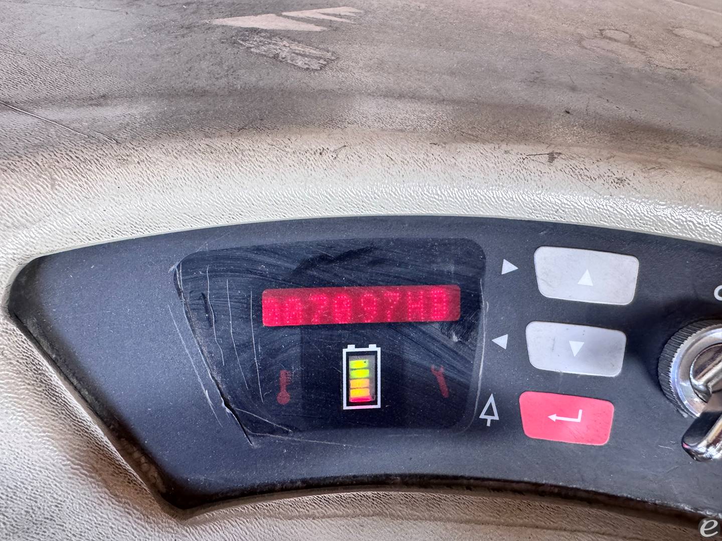 1998 Raymond DSS 300TT At UsedEquipmentHub.com