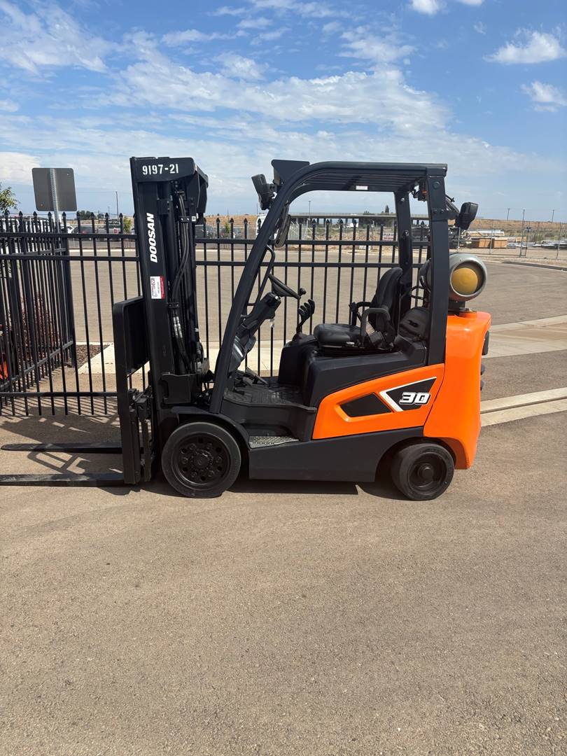 2021 Doosan GC30S-9 At UsedEquipmentHub.com