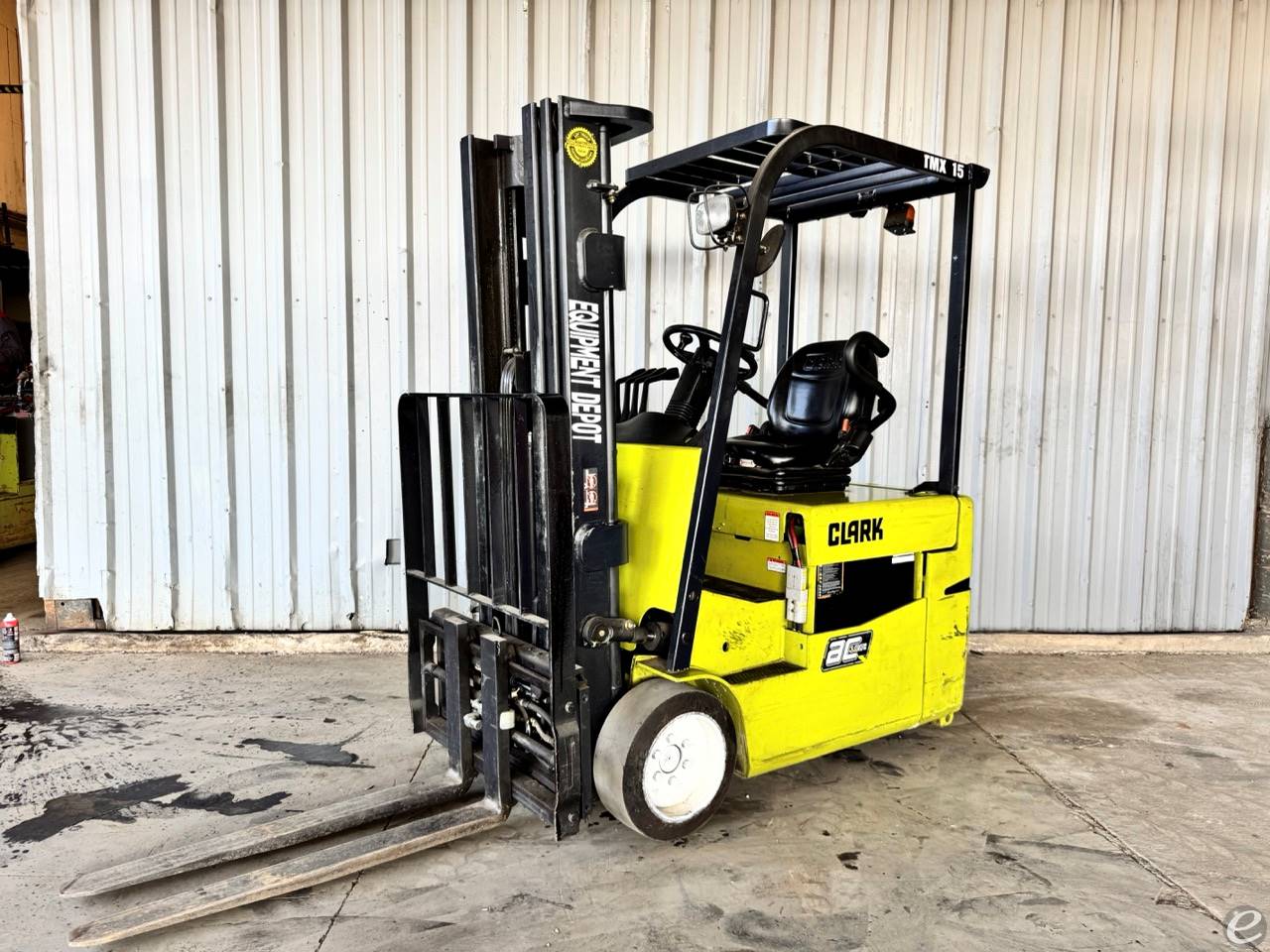 2015 Clark TMX15 At UsedEquipmentHub.com