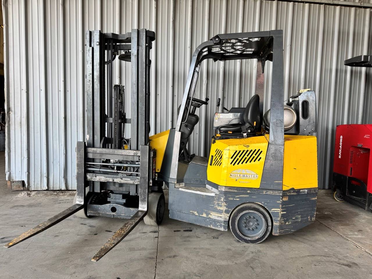 2012 Aisle-Master 44S At UsedEquipmentHub.com