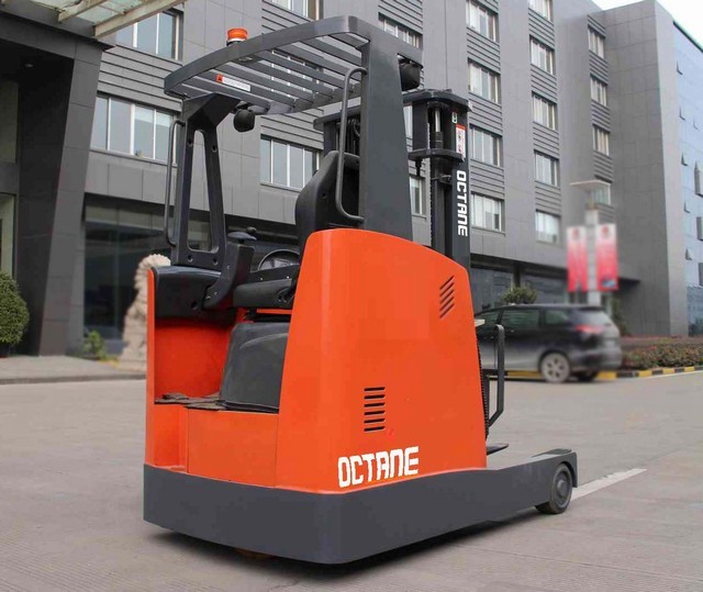 1984 Mitsubishi FER4000 At UsedEquipmentHub.com