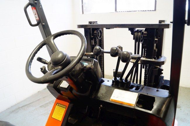 2009 Nissan MP1F2A25LV At UsedEquipmentHub.com