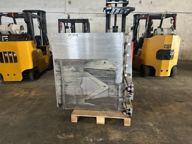 2000 Cascade 25D34966 At UsedEquipmentHub.com